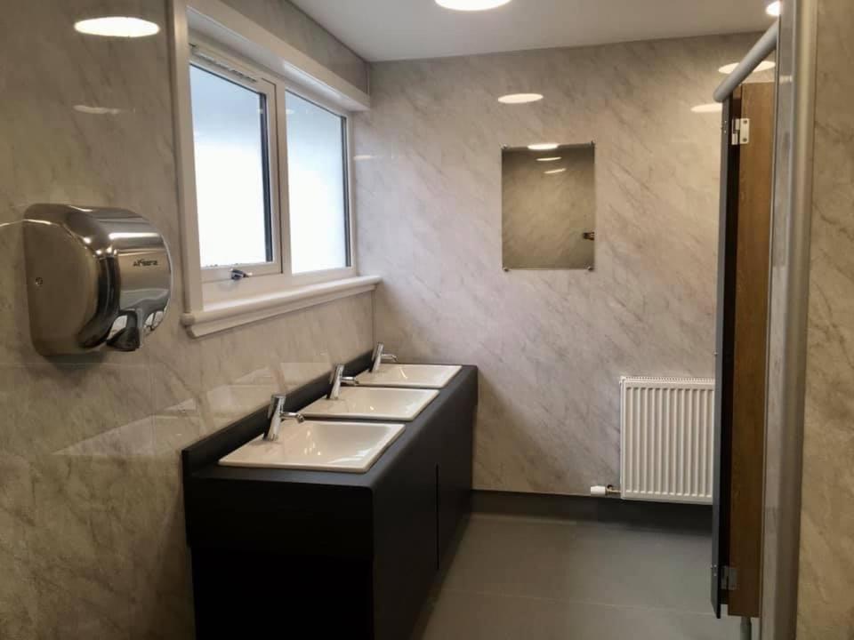 Great Glen Hostel スピーン・ブリッジ エクステリア 写真