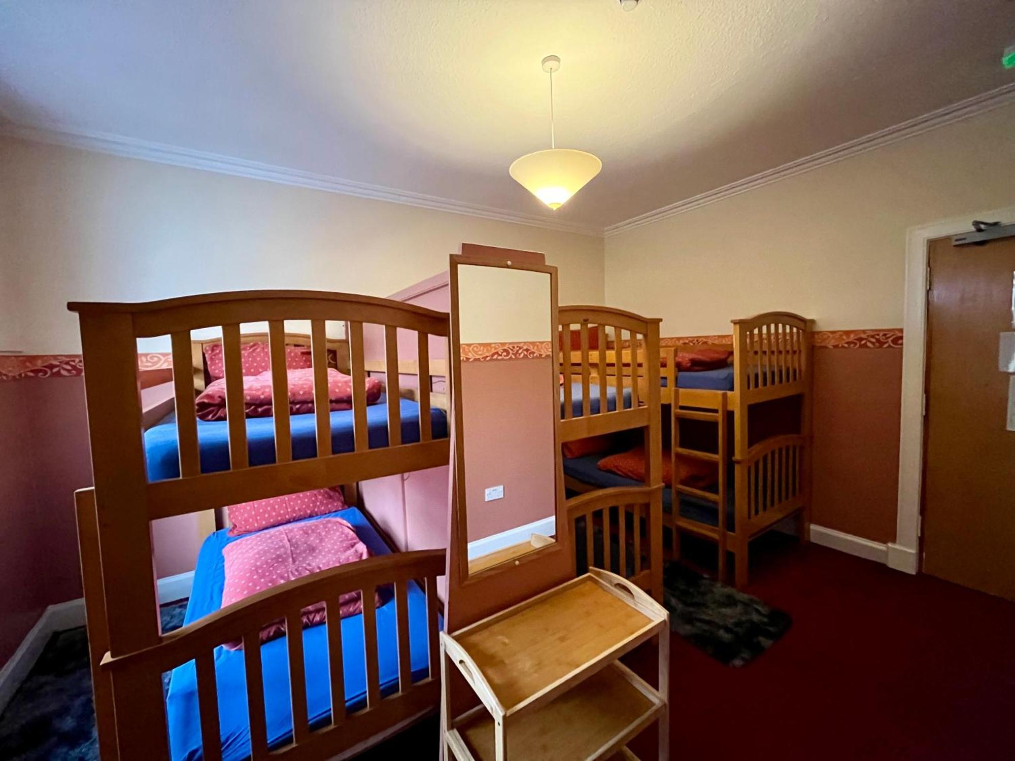 Great Glen Hostel スピーン・ブリッジ エクステリア 写真