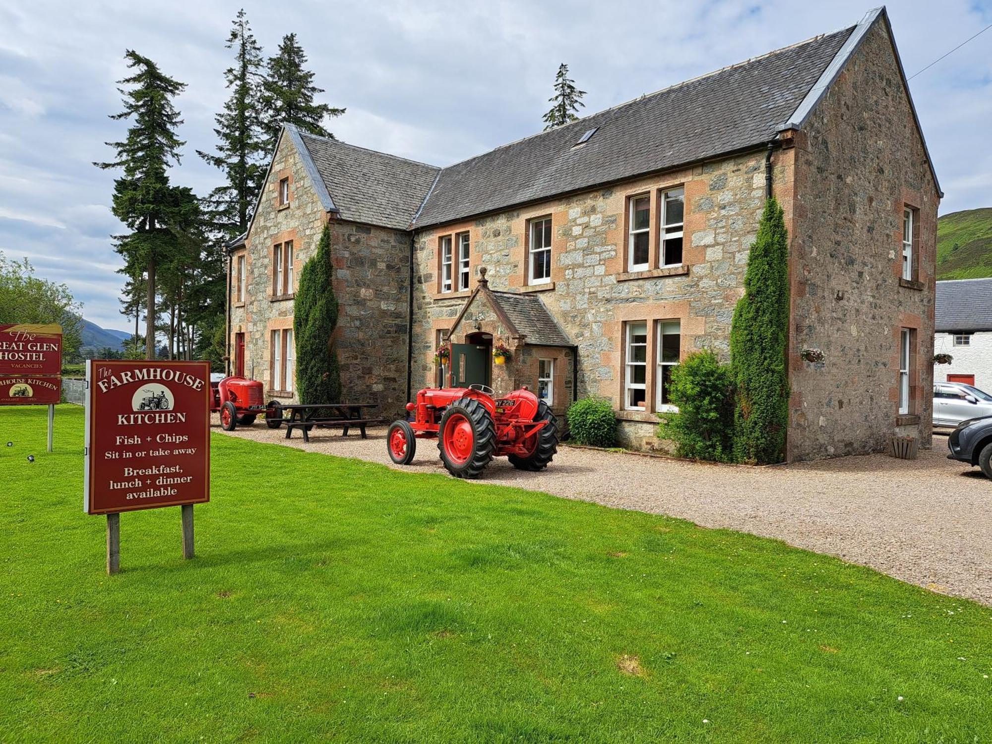 Great Glen Hostel スピーン・ブリッジ エクステリア 写真