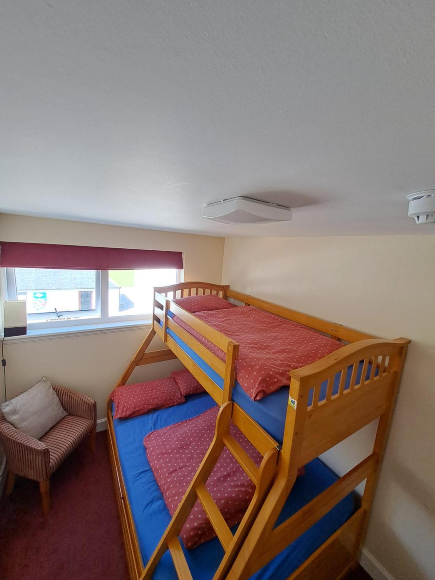 Great Glen Hostel スピーン・ブリッジ エクステリア 写真