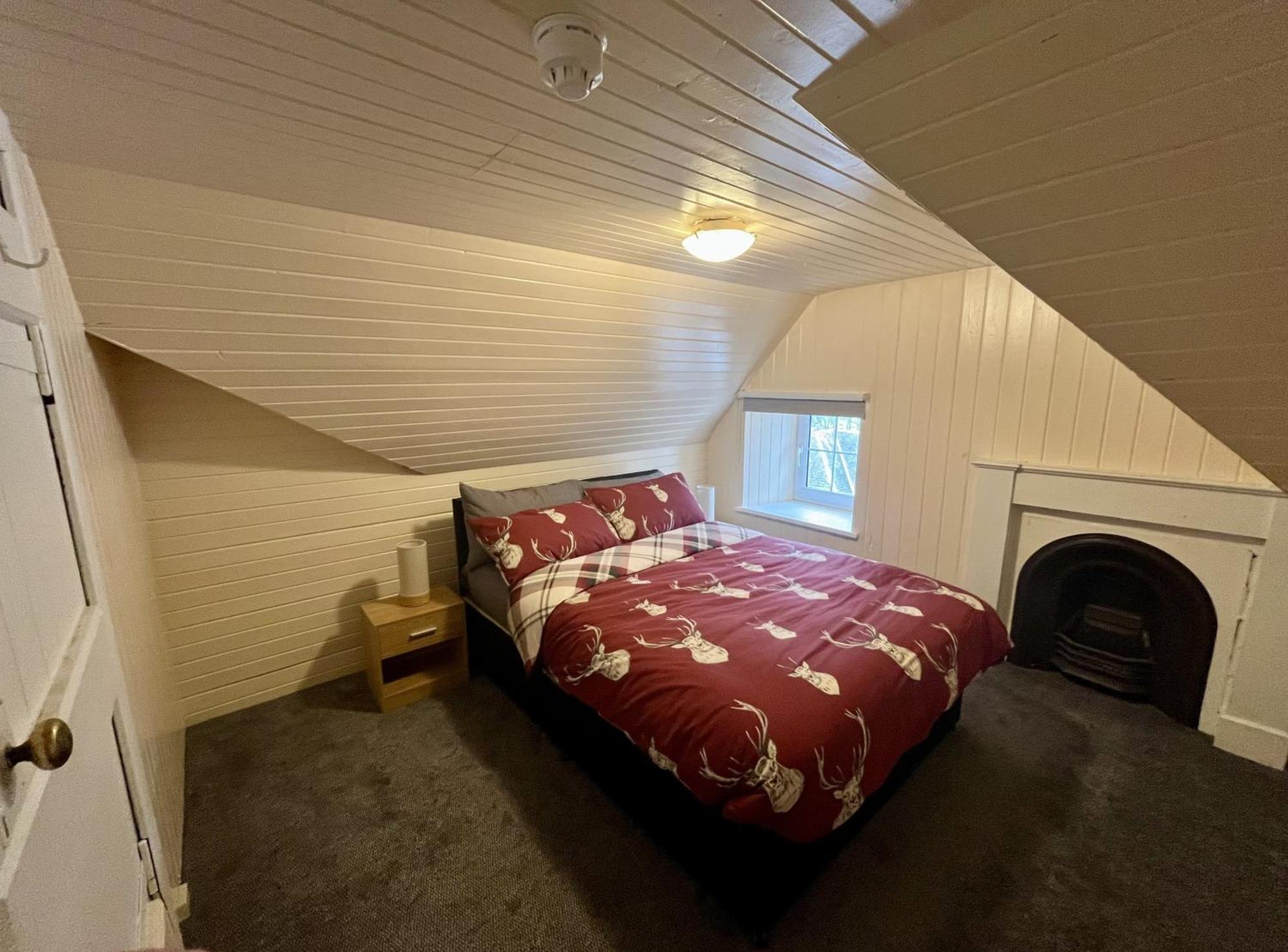 Great Glen Hostel スピーン・ブリッジ エクステリア 写真